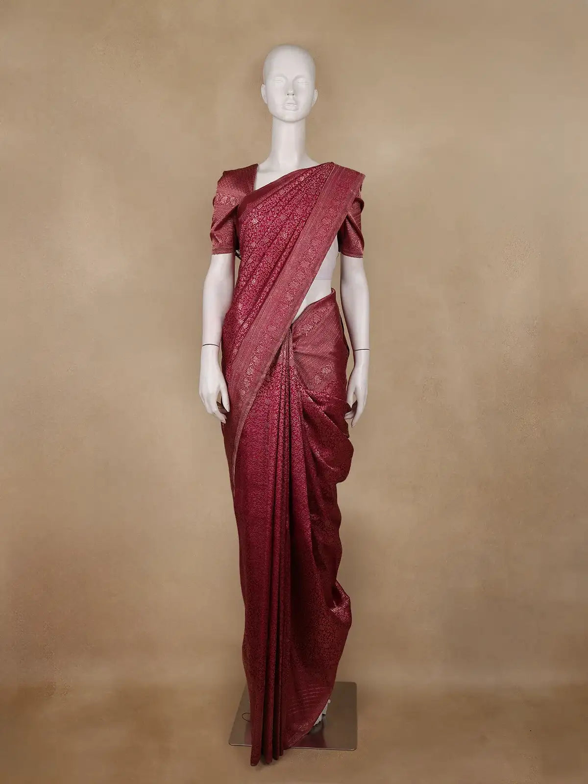 Maroon Floral Jaal Woven Pure Kanchipuram Silk Saree With Zari Border - Diadem