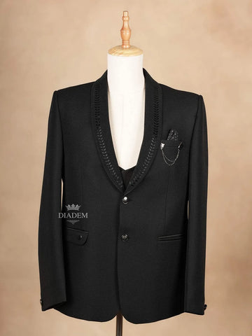Black Coat Suit Set with Embroidery Designs and Brooch - Diadem