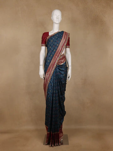 Navy Blue Geometric Diamond Designed Soft Silk Saree - Diadem