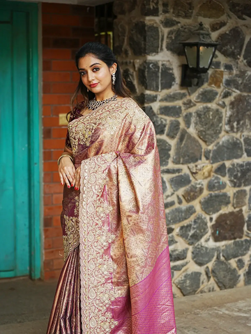Onion Pink Floral Design Banarasi Silk Saree - Diadem