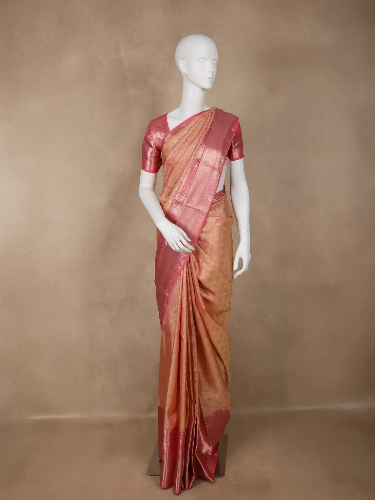 Peach Floral Woven Pure Kanchipuram Silk Saree - Diadem