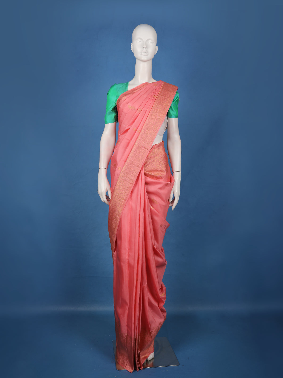 Pink Butta Woven Design Pure Kanchipuram Silk Saree