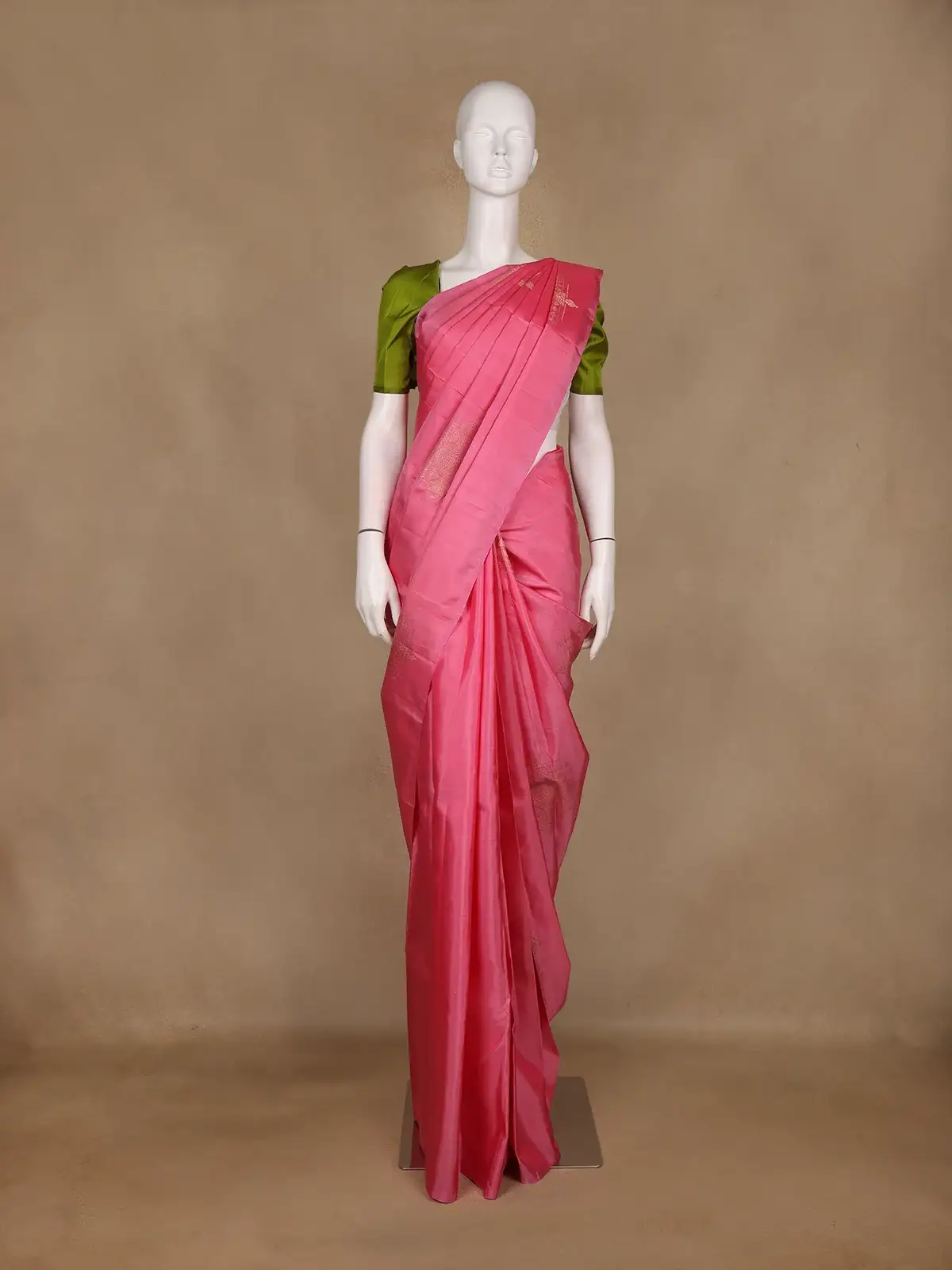 Pink Geometric Woven Pure Kanchipuram Silk Saree With Contrast Green Blouse - Diadem