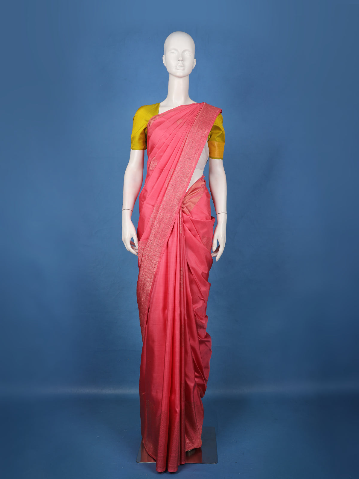 Pink Butta Woven Design Pure Kanchipuram Silk Saree