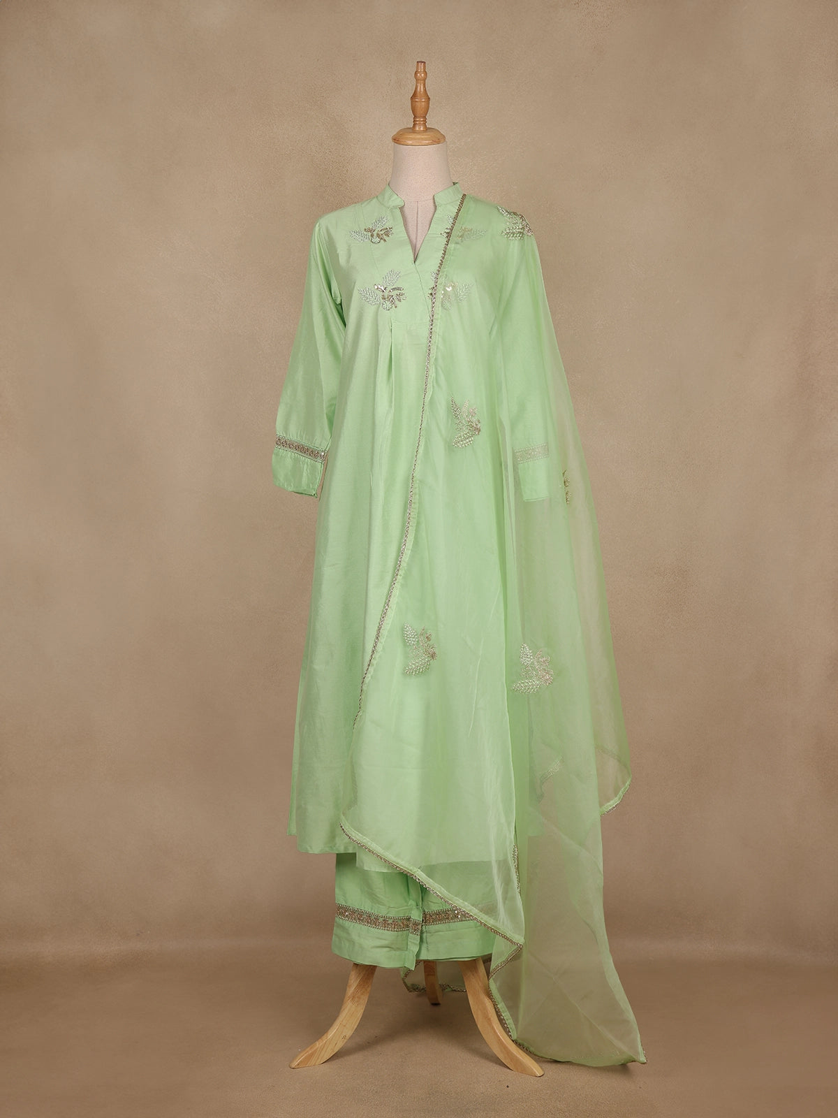 Pista Green Floral Sequins Embroidered Silk Salwar Suit
