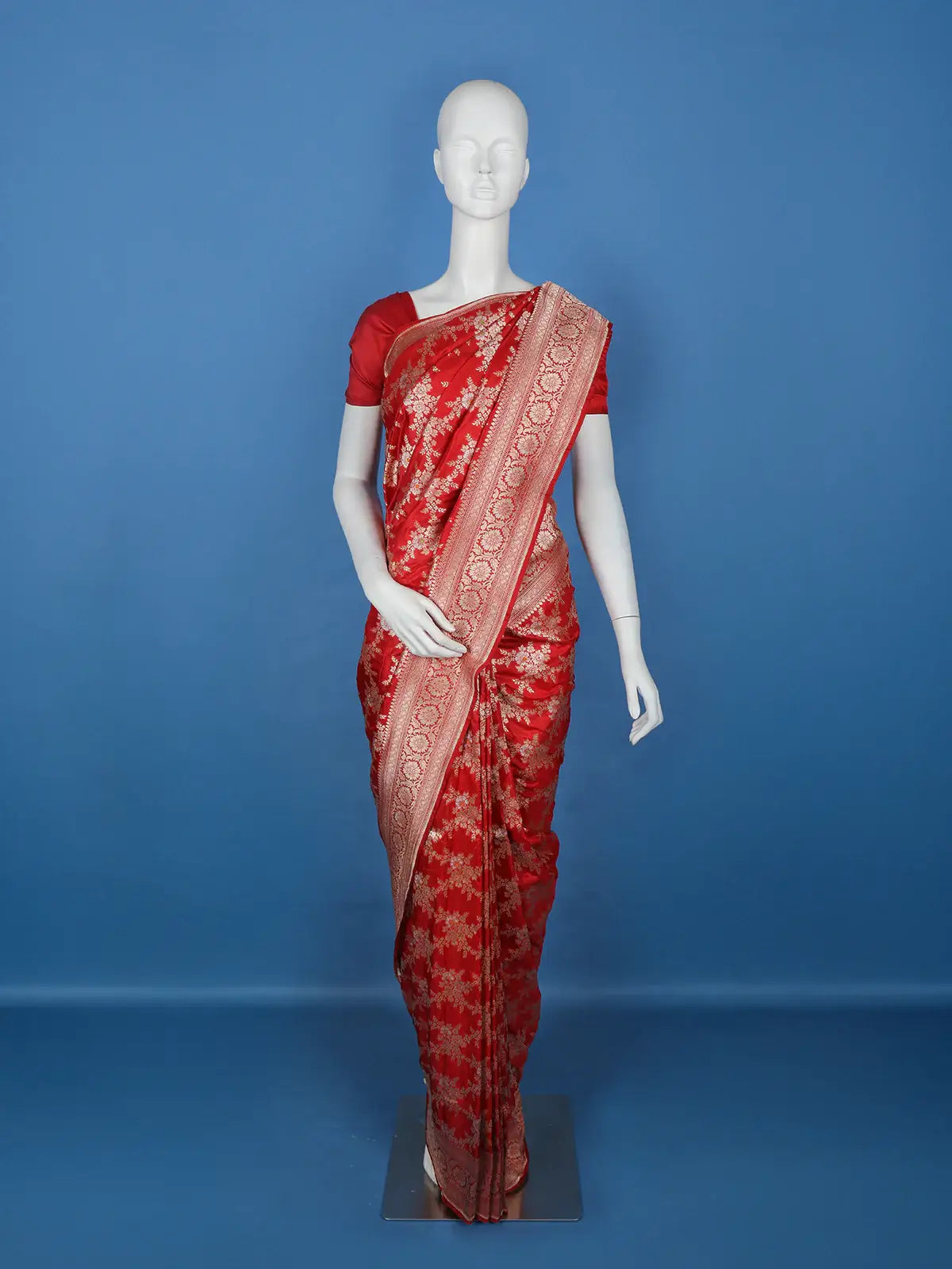 Radiant Red Floral Design Banarasi Silk Saree - Diadem
