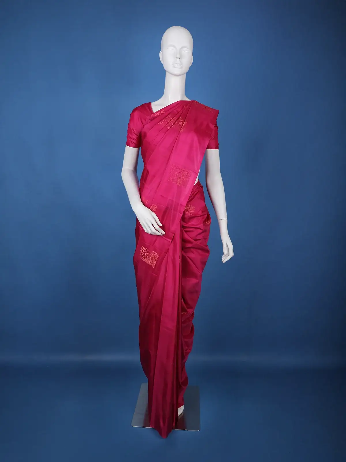 Rani Pink Geometric Design Gold Zari Woven Soft Silk Saree - Diadem