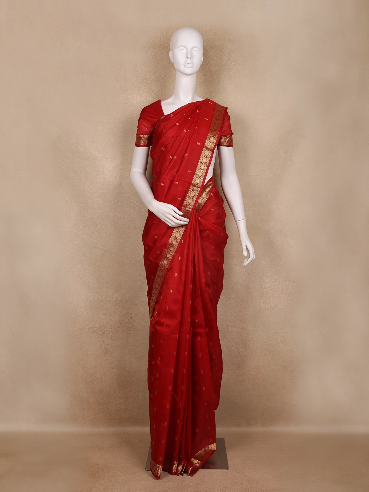 Red Butta Woven Pure Kanchipuram Silk Saree