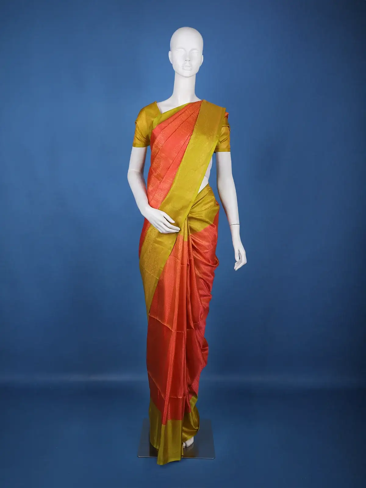 Tomato Red Geometric Design Zari Woven Soft Silk Saree - Diadem