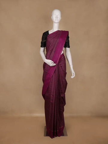 Wine Purple Checked Woven Pure Kanchipuram Silk Saree - Diadem