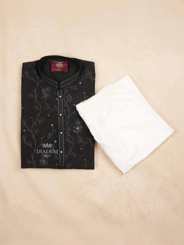 Black Kurta Set With Floral Embroidery Designs With Pant - Diadem
