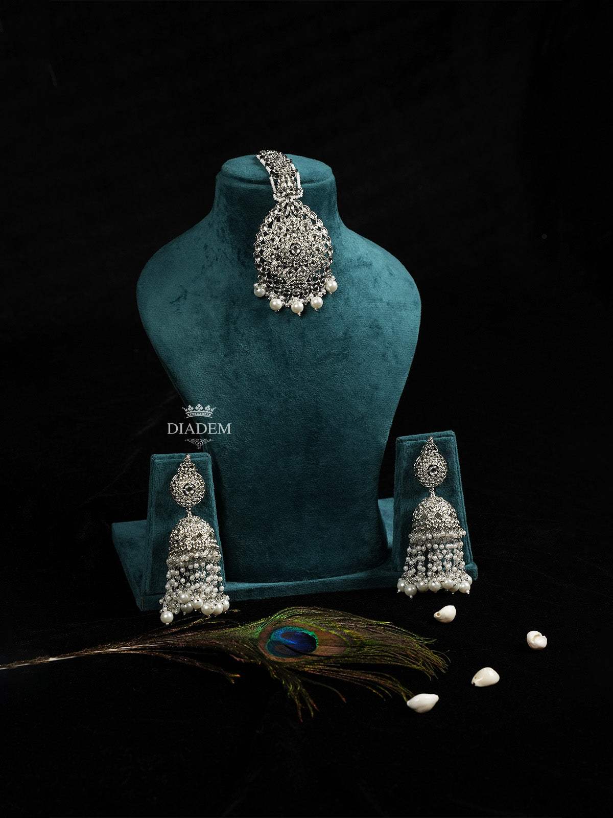 Elegant Silver Grey Maang Tikka and Earrings Set Diadem