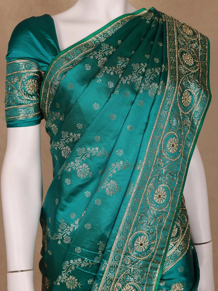 Peacock Green Floral Designed Bridal Banarasi Silk Saree - Diadem
