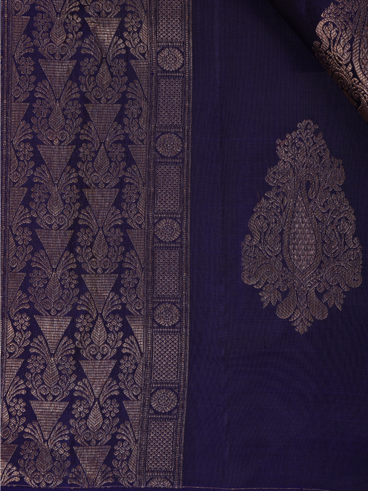 Dark Blue Floral Woven Pure Kanchipuram Silk Saree - Diadem
