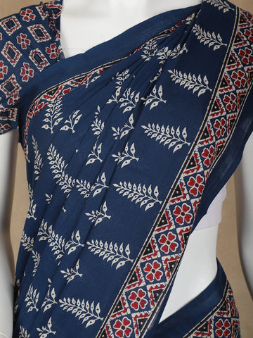 Blue Leaf Designed Cotton Saree - Diadem