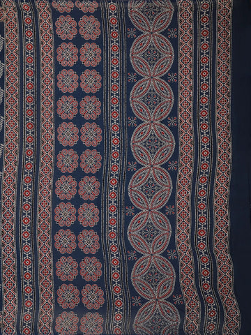 Blue Leaf Designed Cotton Saree - Diadem