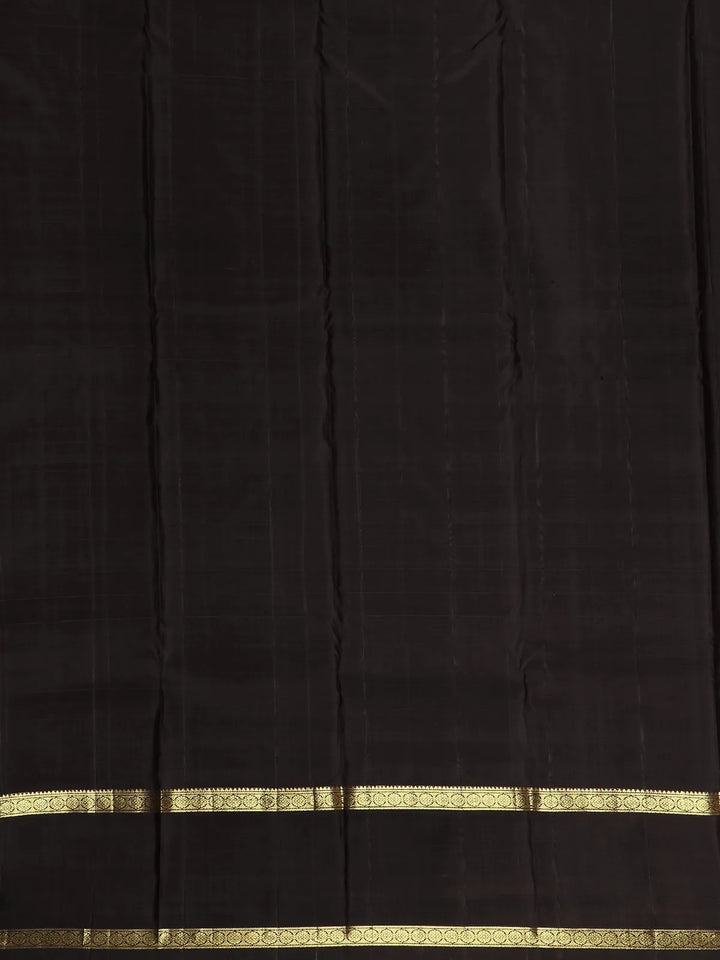Red Checks Woven Pure Kanchipuram Silk Saree - Diadem