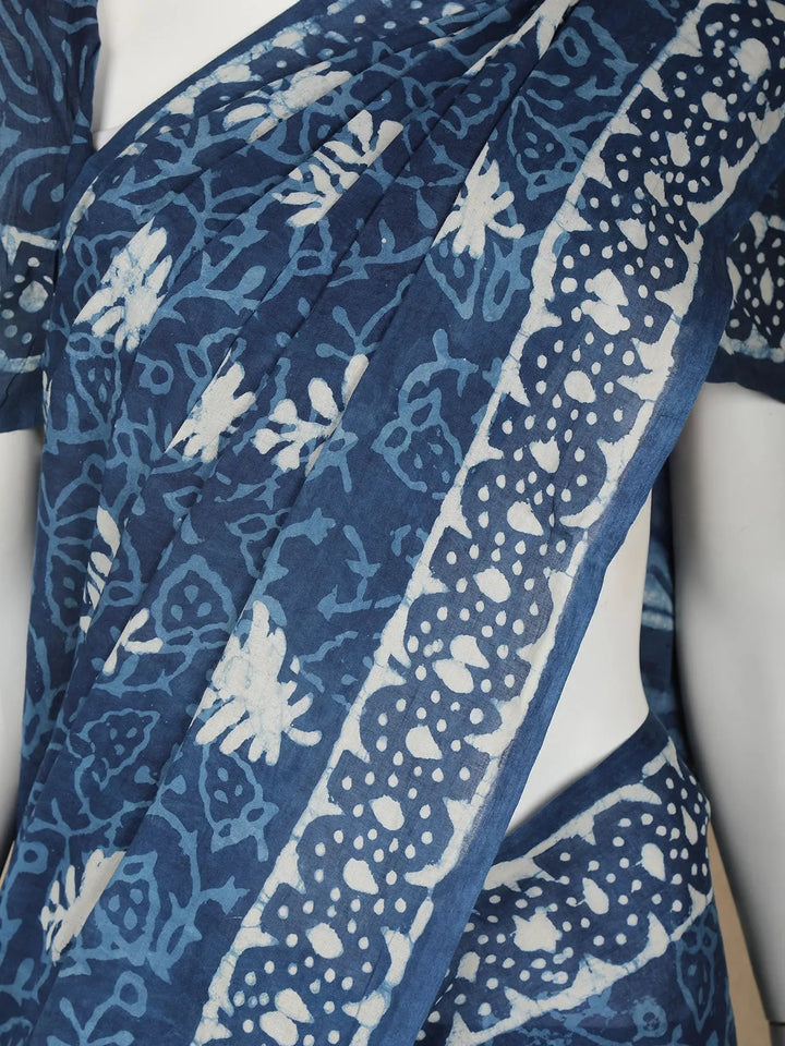 Blue Floral Designed Cotton Saree - Diadem