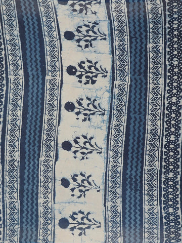 Blue Floral Designed Cotton Saree - Diadem
