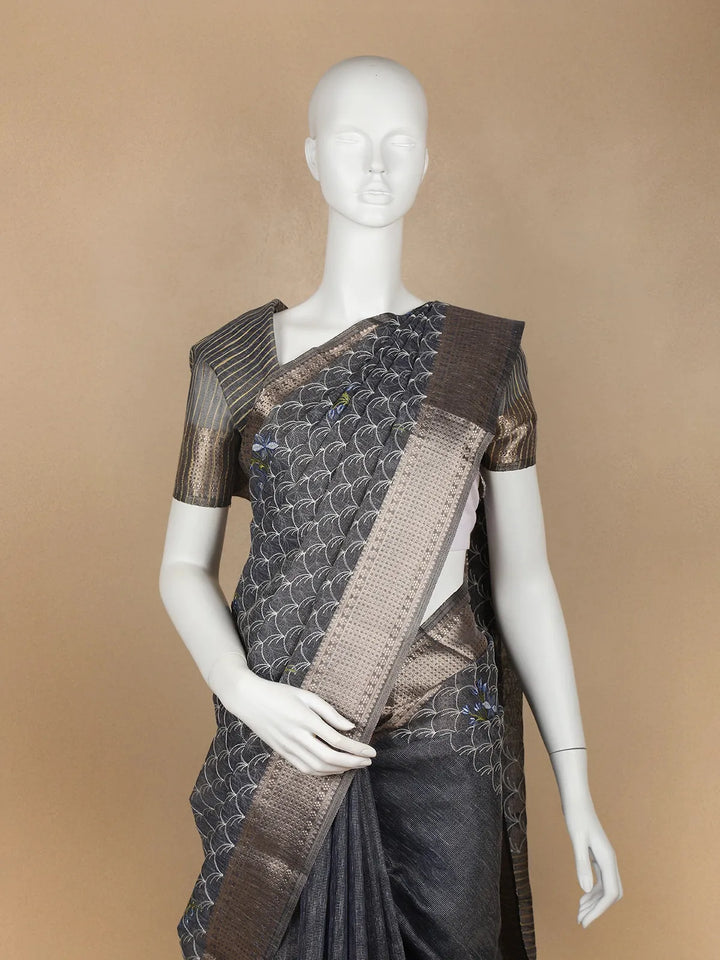 Grey Scallop Designed Cotton Casual Saree - Diadem
