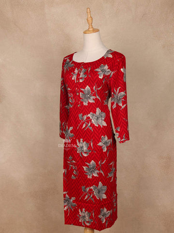 Red Floral Printed Cotton Kurti - Diadem