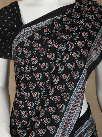 Black Floral Design Cotton Saree - Diadem
