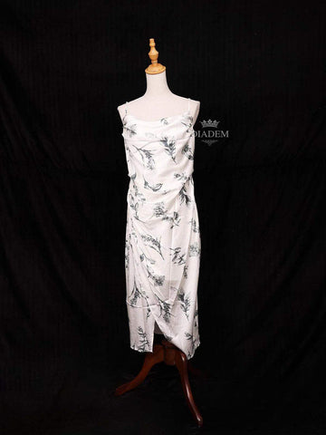 Off-White Ladies Salwar Suit Adorned with Floral and Leaf Designs - Diadem