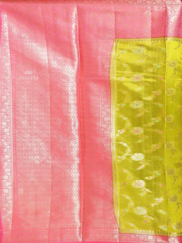 Green Banarasi Saree with Flower Design on the Body with Contrast Zari Border - Diadem