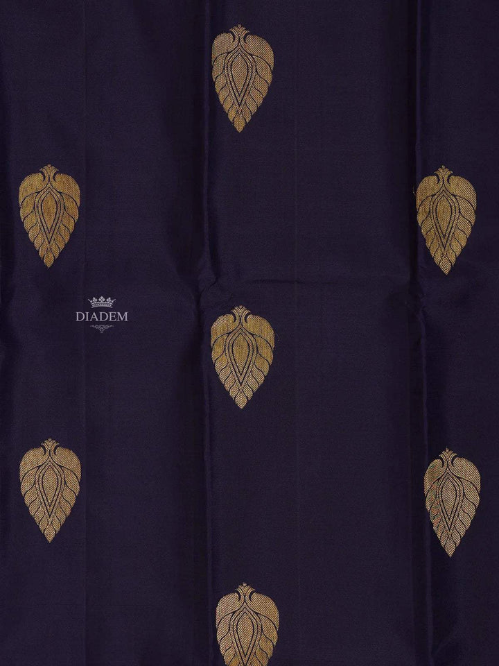 Dark Blue Pure Kanchipuram Bridal Silk Saree with Leaf Motif on the Body with Zari Border - Diadem