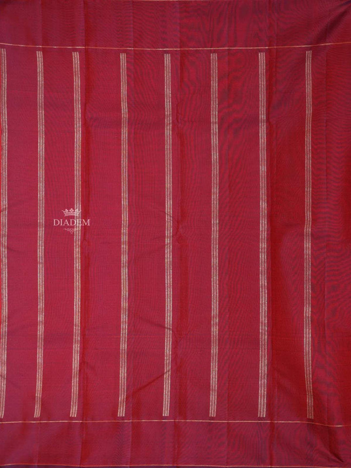 Red Pure Kanchipuram Bridal Silk Saree with Zari Butta on the Body with Contrast Border - Diadem