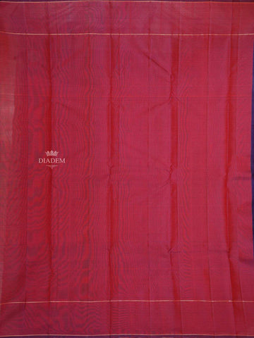 Red Pure Kanchipuram Bridal Silk Saree with Zari Butta on the Body with Contrast Border - Diadem