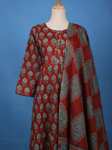 Maroon Floral Printed Cotton Salwar Suit - Diadem