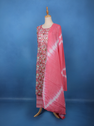 Pink Floral Printed Cotton Straight Cut Salwar Suit - Diadem