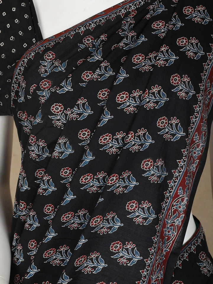 Black Floral Design Cotton Saree - Diadem