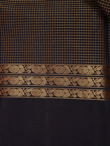 Navy Blue Checkered Woven Pure Kanchipuram Silk Saree - Diadem