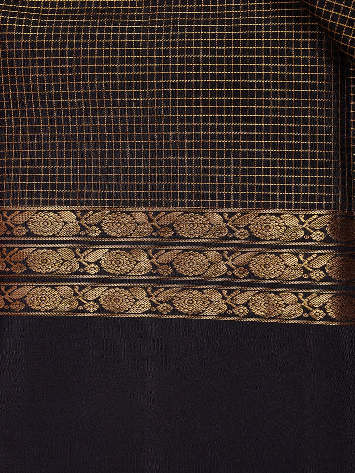 Navy Blue Checkered Woven Pure Kanchipuram Silk Saree - Diadem