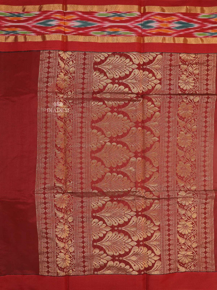 Light Brown Silk Cotton Saree With Zari Butta on the Body and Contrast Border - Diadem