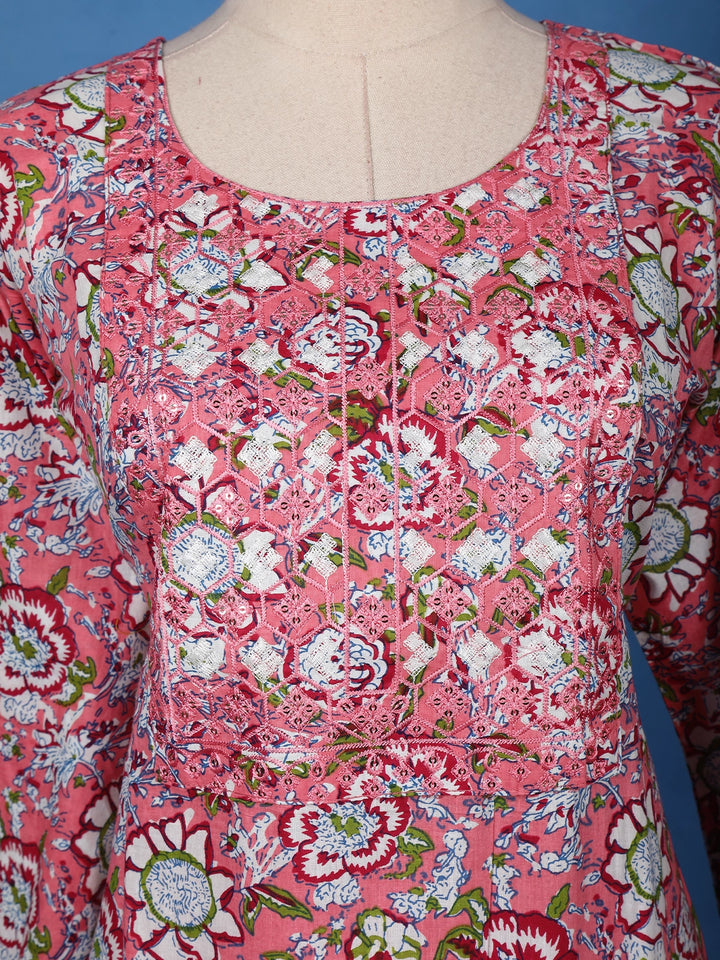 Pink Floral Printed Cotton Straight Cut Salwar Suit - Diadem