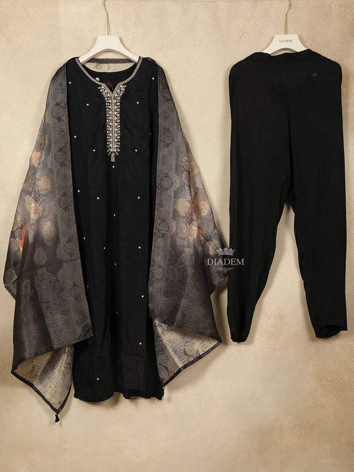 Black Crepe Straight Cut Salwar Suit Adorned with Stone Design prints Paired with Dupatta - Diadem