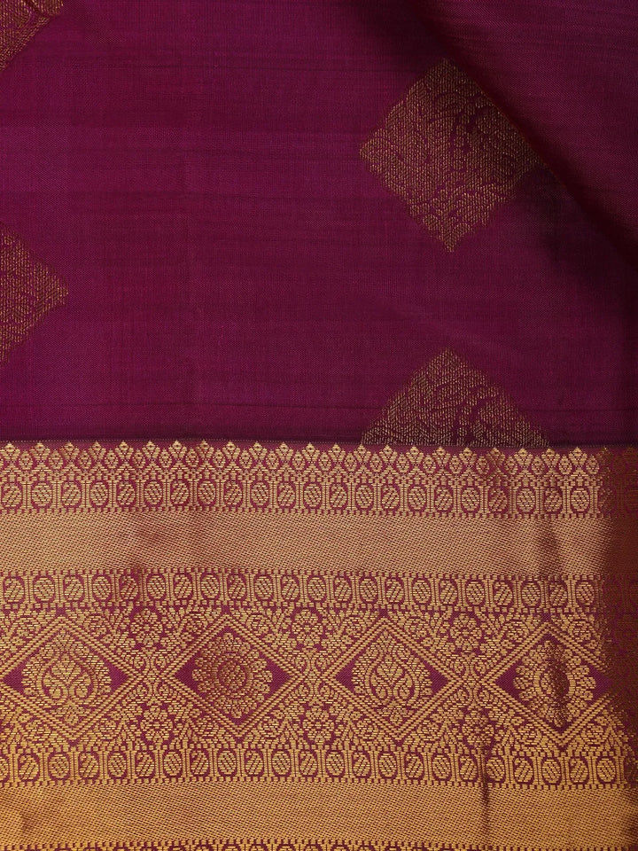 Purple Leaf Motif Pure Kanchipuram Silk Saree - Diadem