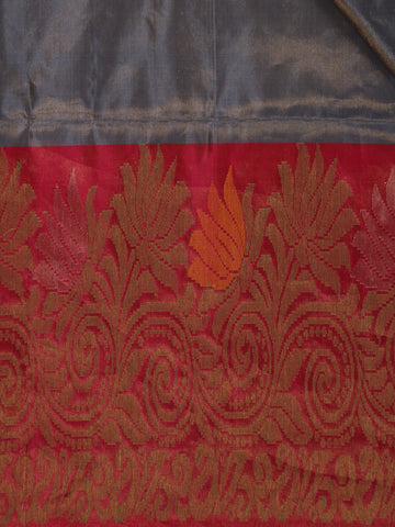 Grey Solid Woven Pure Kanchipuram Silk Saree - Diadem