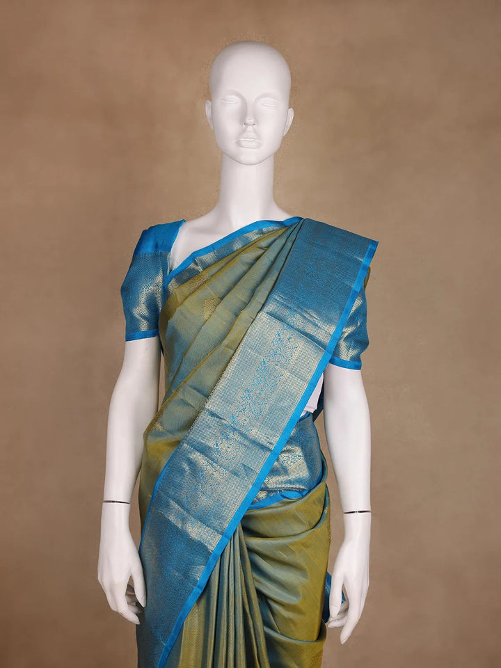 Olive Green Floral Motif Design Kanchipuram Silk Saree - Diadem