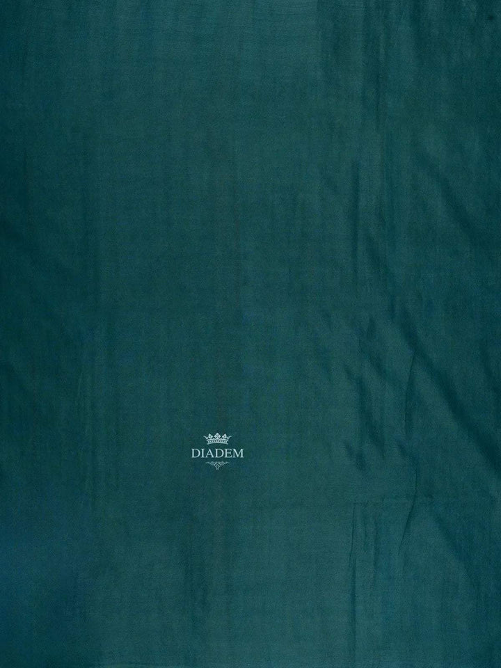Peacock Blue Cotton Saree with Geometric Design on the Body and Without border - Diadem