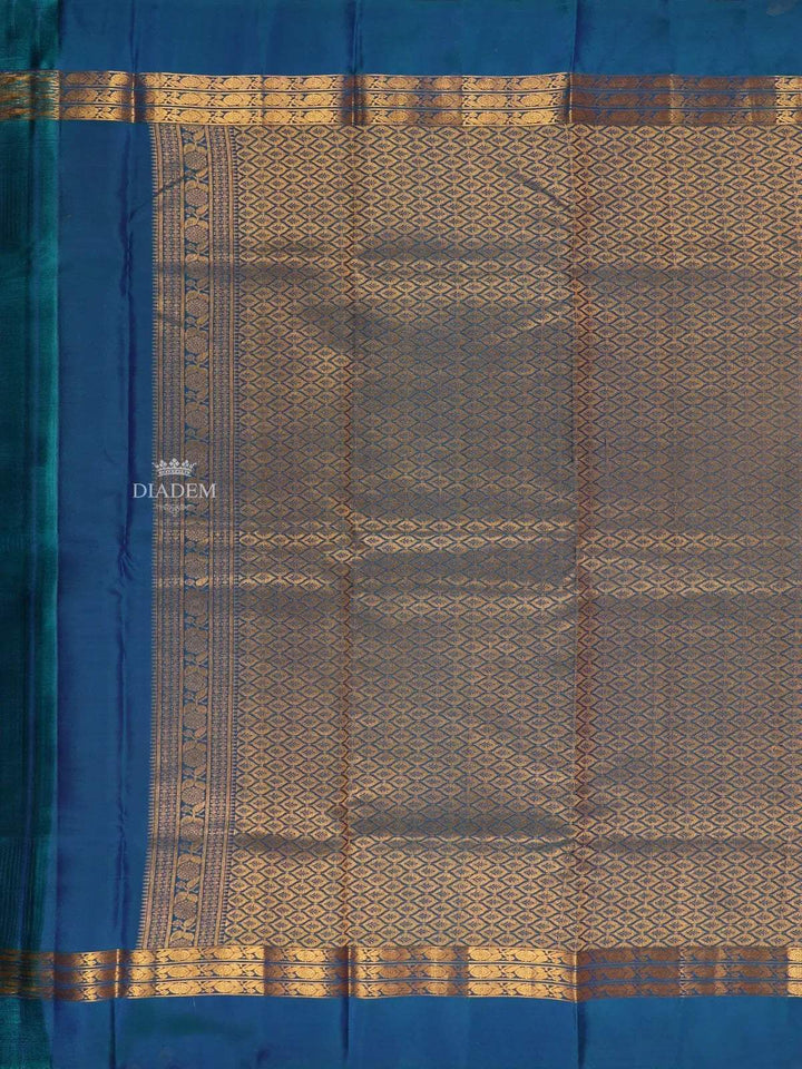 Navy Blue Pure Kanchipuram Bridal Silk Saree with Stripes Design on the Body and without Border - Diadem