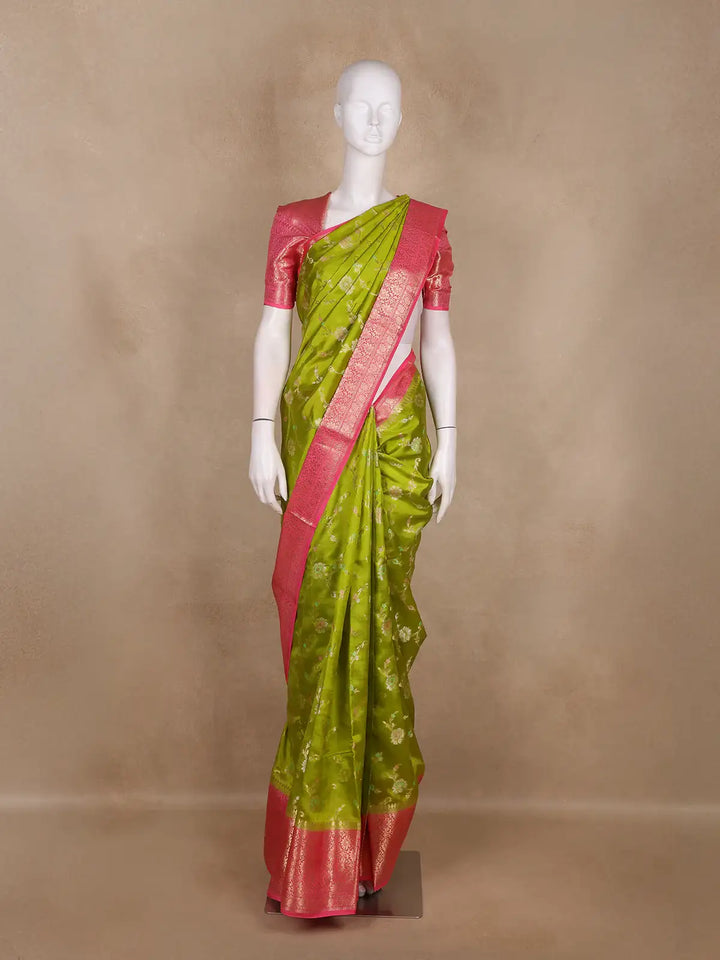 Green Flower Design Pure Banarasi Silk Saree - Diadem