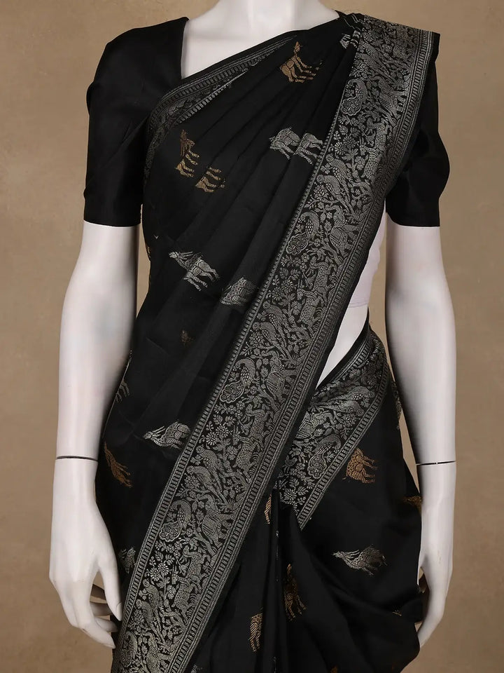 Black Deer Motif Woven Pure Kanchipuram Silk Saree - Diadem