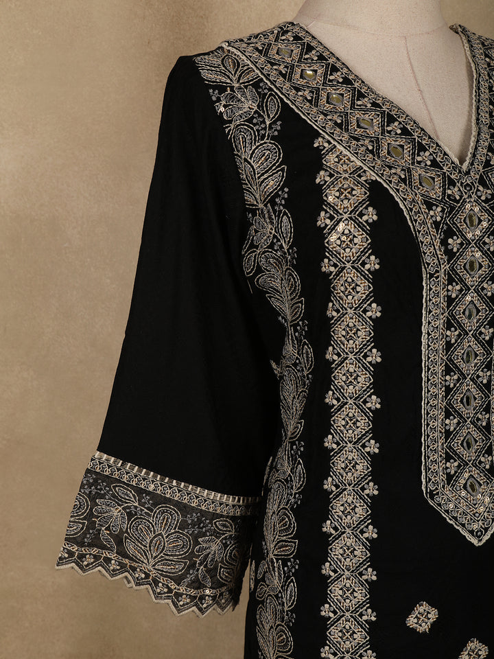 Black Floral And Mirror Work Cotton Salwar Suit - Diadem