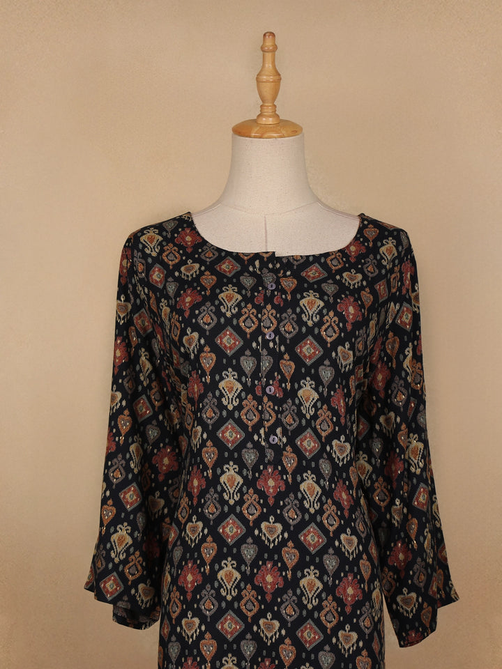 Black Floral Designed Cotton Kurti - Diadem