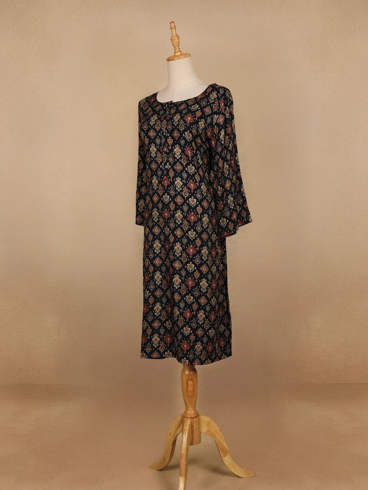 Black Floral Designed Cotton Kurti - Diadem