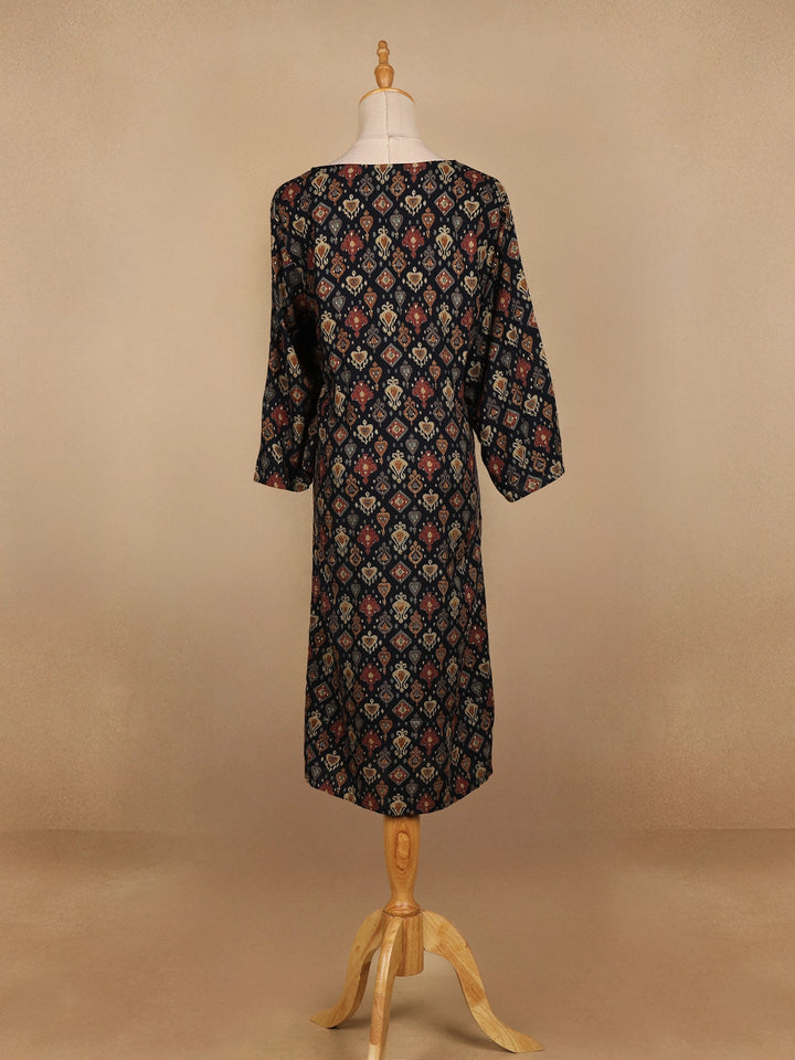 Black Floral Designed Cotton Kurti - Diadem